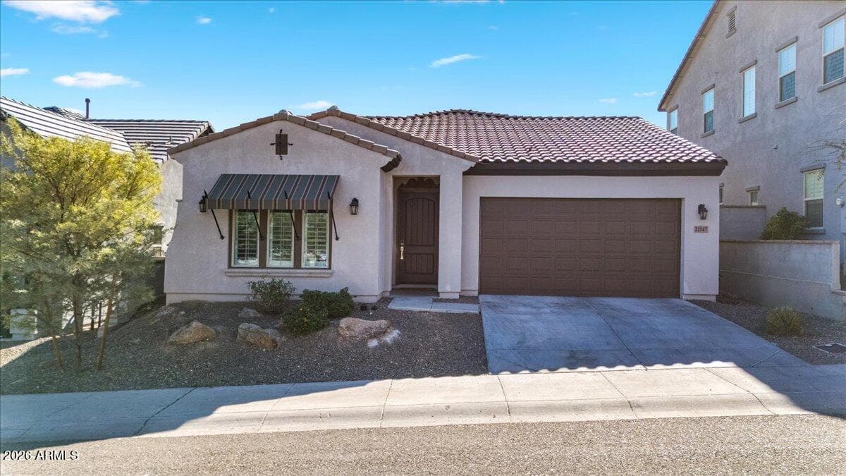 21147 W HILLCREST Boulevard, Buckeye, AZ 85396 — photo 6 of 57