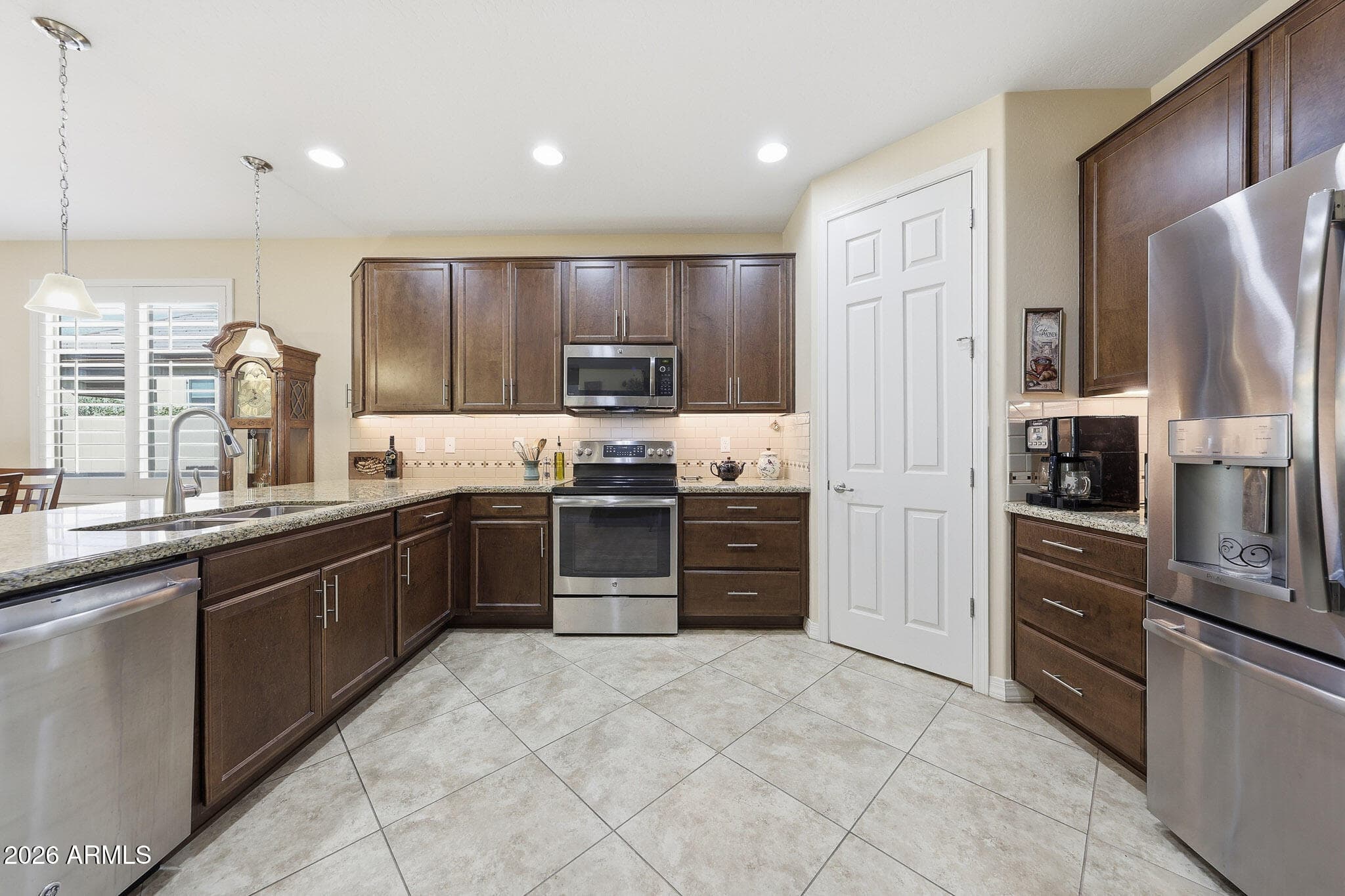 15922 N 109TH Lane, Sun City, AZ 85351 — photo 7 of 37