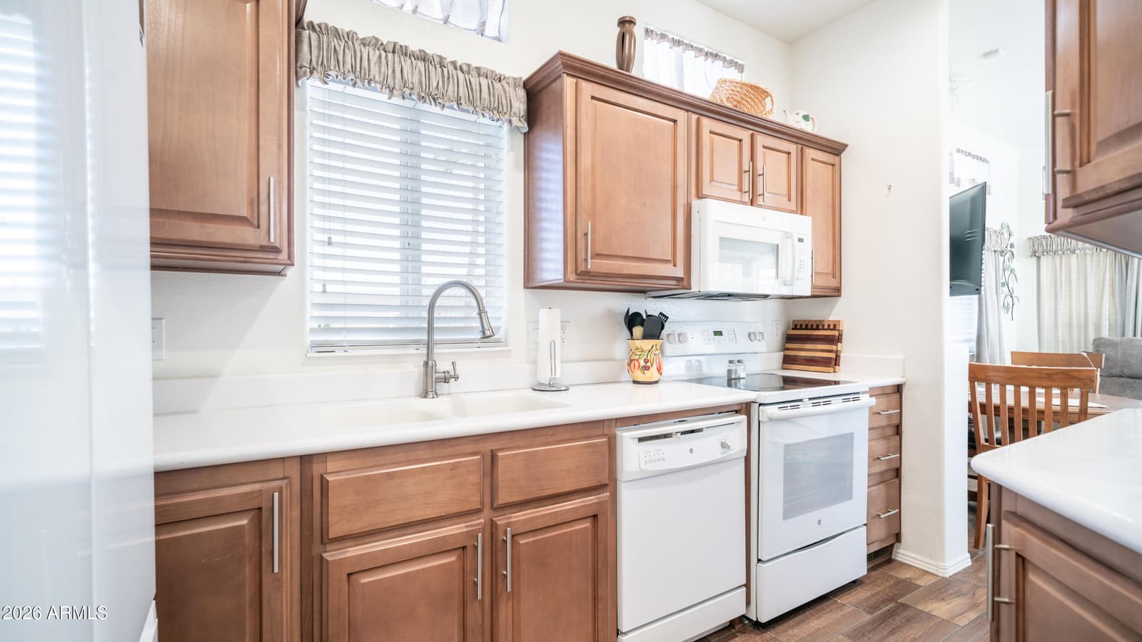 362 FELSPAR Drive, Apache Junction, AZ 85119 — photo 7 of 62