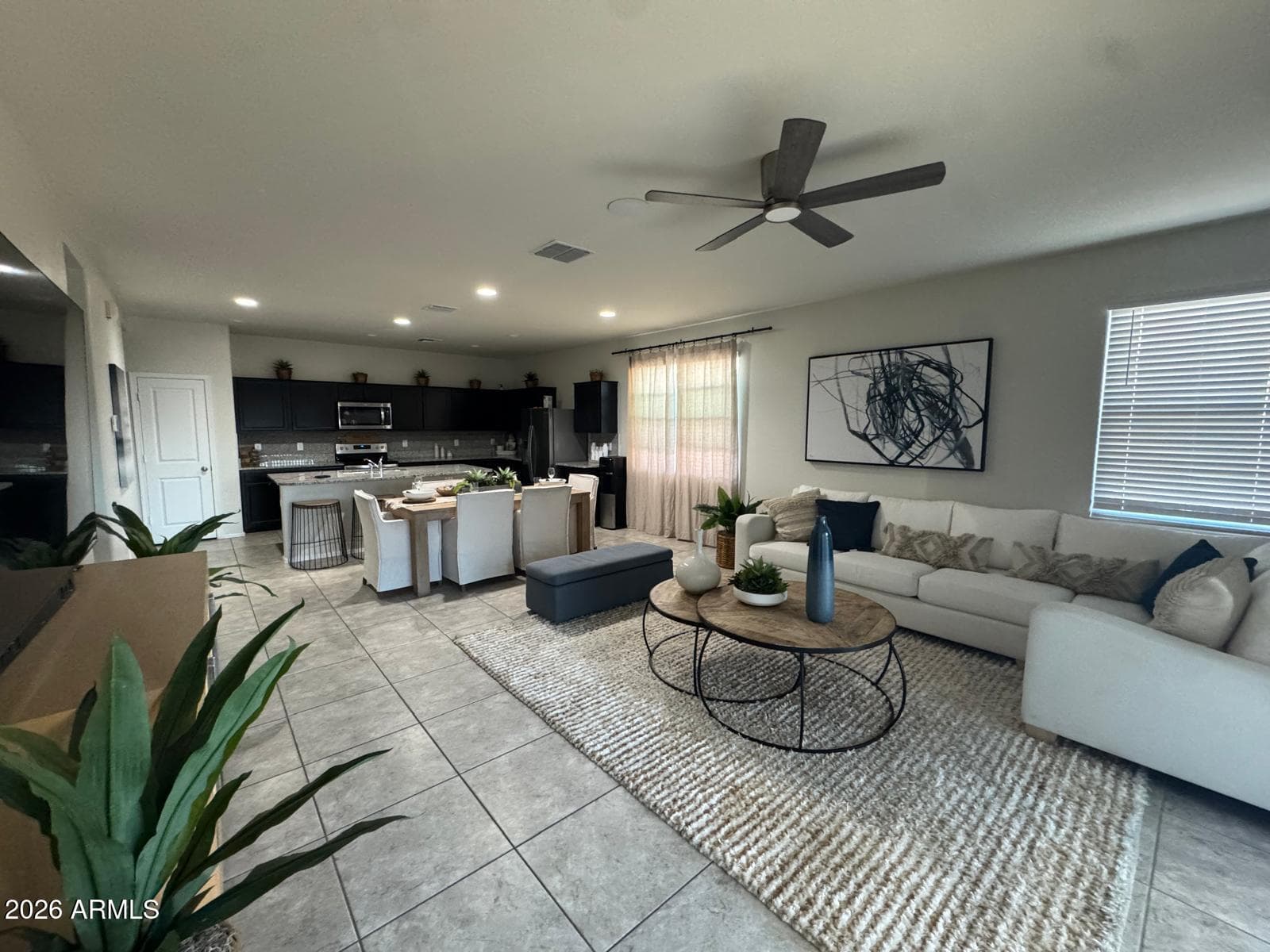 7851 W RIVERSIDE Avenue, Phoenix, AZ 85043 — photo 13 of 41