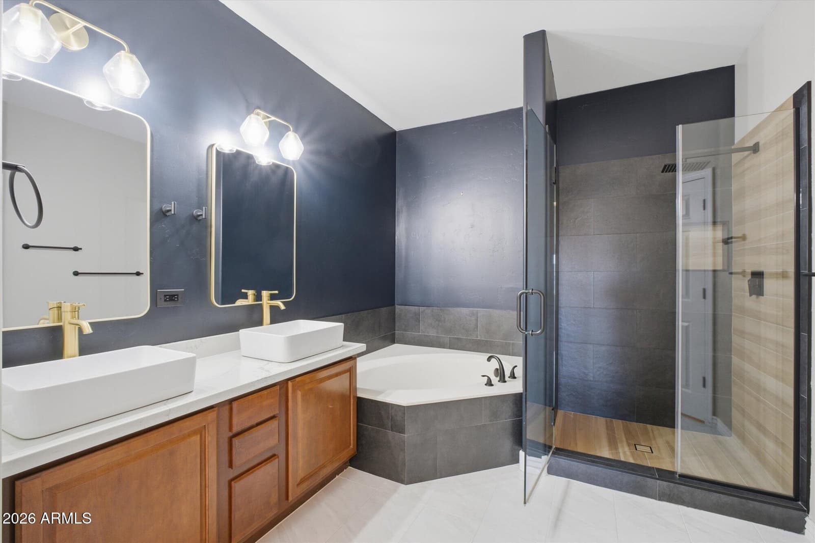 5350 E DEER VALLEY Drive 4429, Phoenix, AZ 85054 — photo 17 of 28