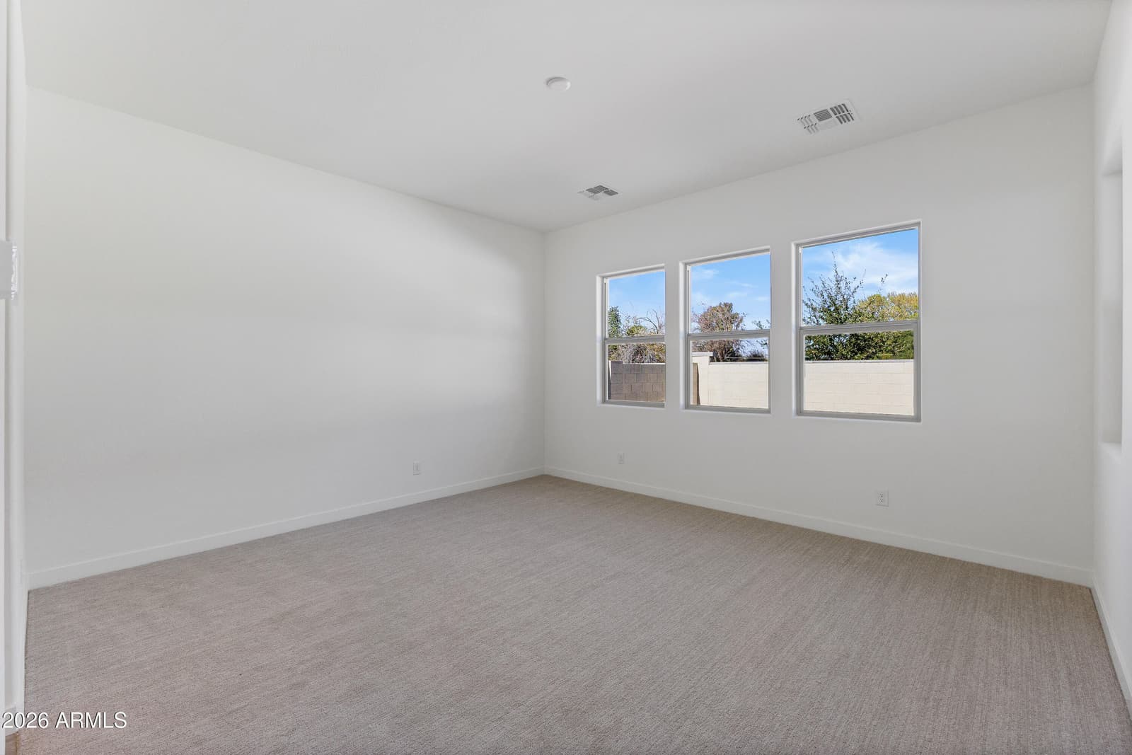 7584 W Evans Drive, Peoria, AZ 85381 — photo 8 of 20