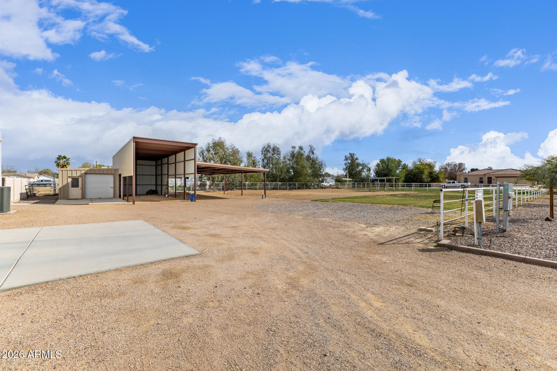 17524 E BROOKS FARM Road, Gilbert, AZ 85298 — photo 30 of 47