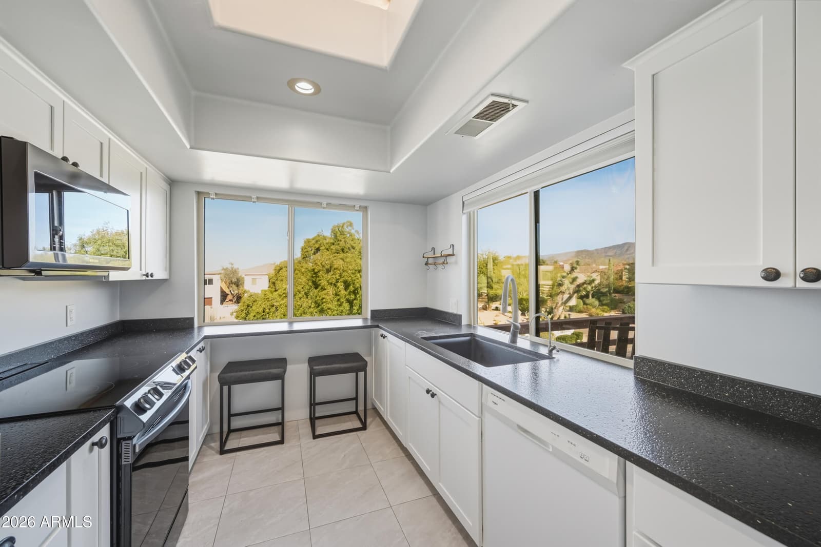 7501 E HAPPY HOLLOW Drive 12, Carefree, AZ 85377 — photo 10 of 29