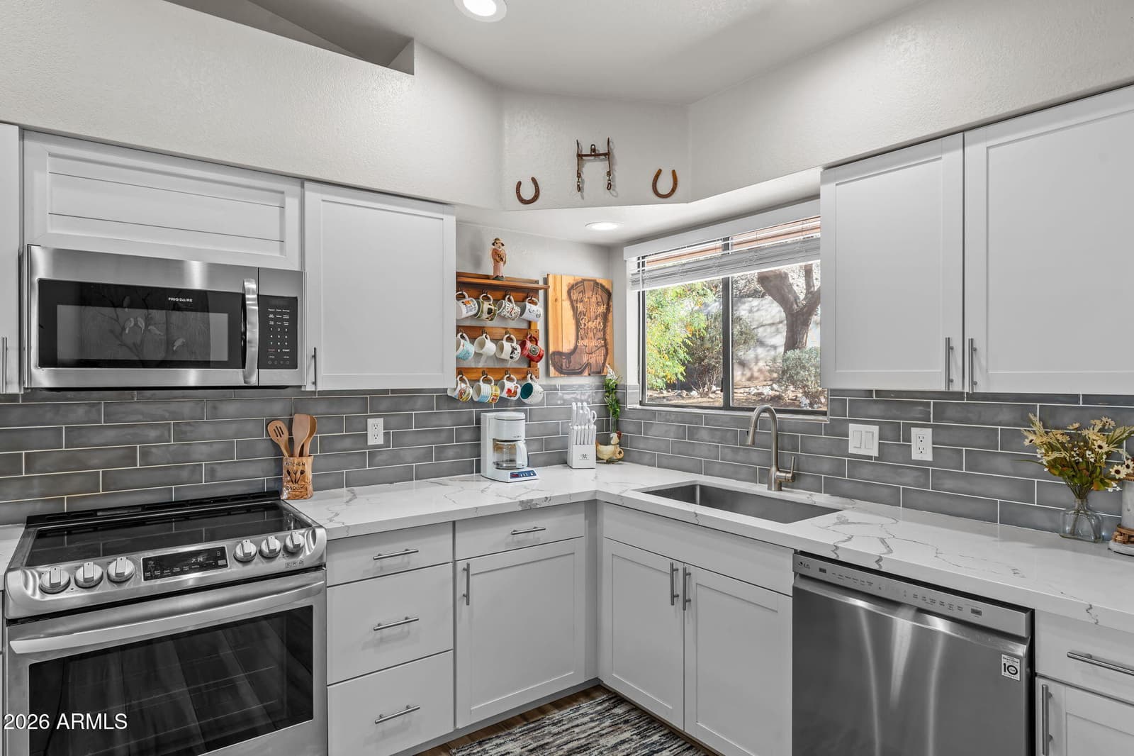 2105 W Terrace Drive, Wickenburg, AZ 85390 — photo 11 of 26