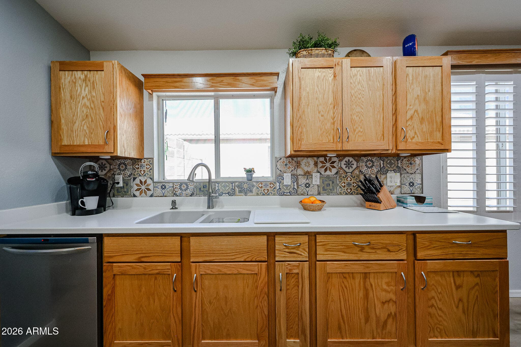 1922 S Palo Verde Drive, Apache Junction, AZ 85120 — photo 10 of 46
