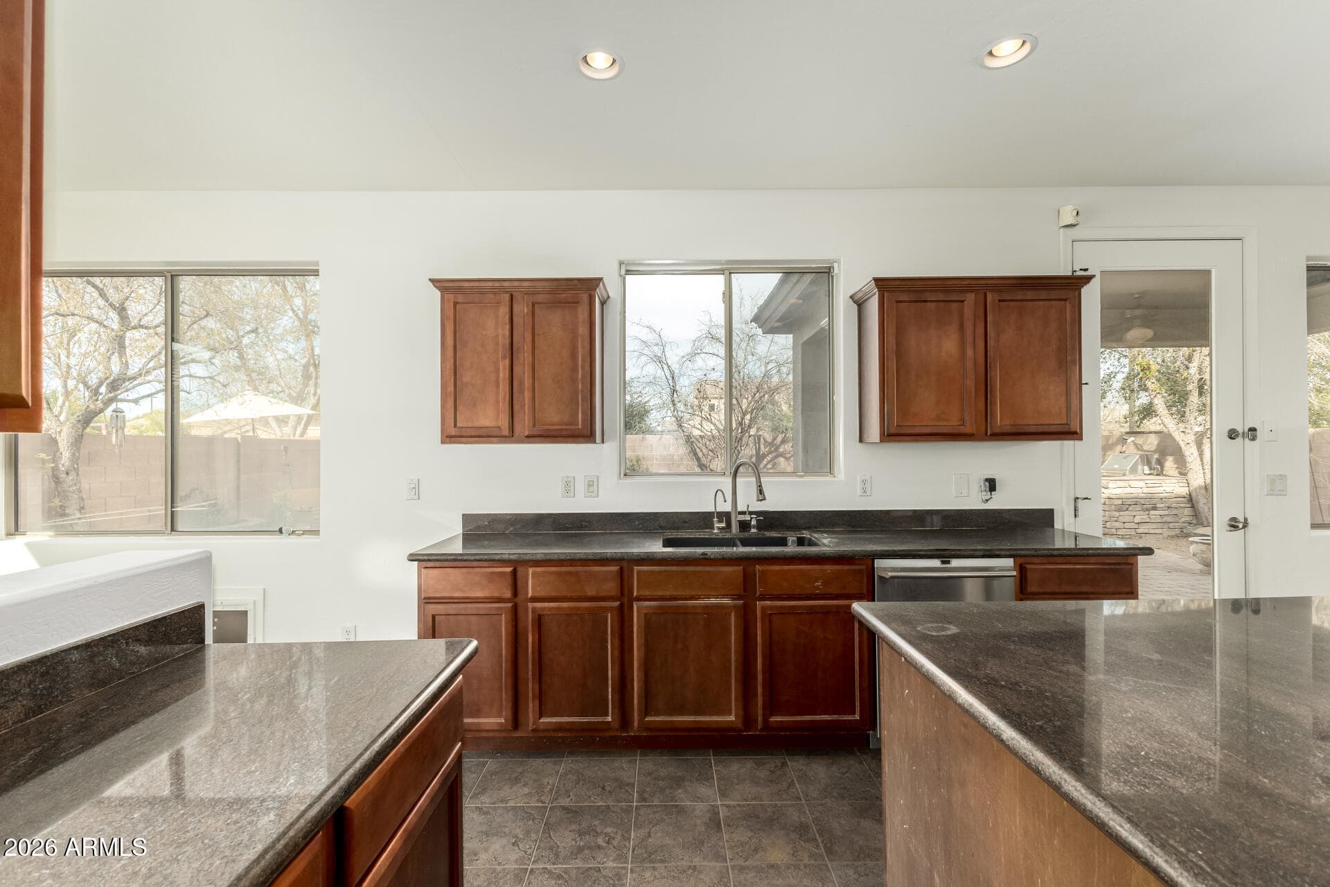 3628 E JANELLE Way, Gilbert, AZ 85298 — photo 12 of 38