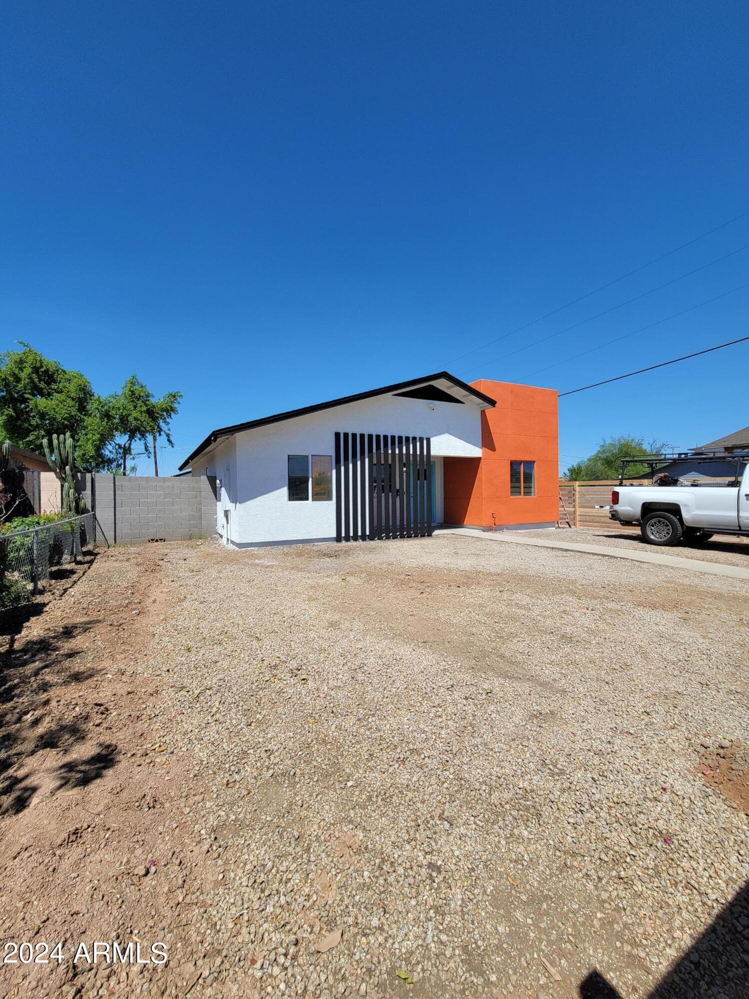 2002 W ADAMS Street, Phoenix, AZ 85009 — photo 2 of 62