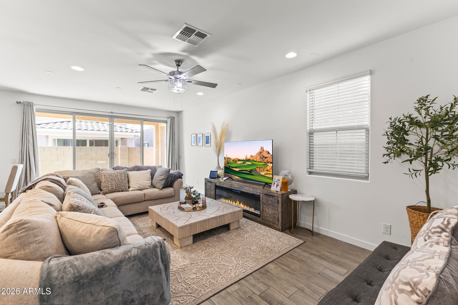654 S BEEBE Street, Gilbert, AZ 85296 — photo 2 of 26