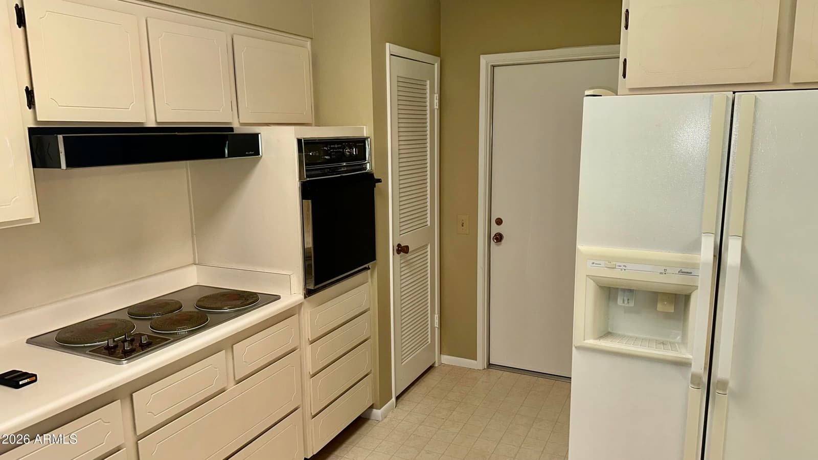15430 N LAKEFOREST Drive, Sun City, AZ 85351 — photo 6 of 14