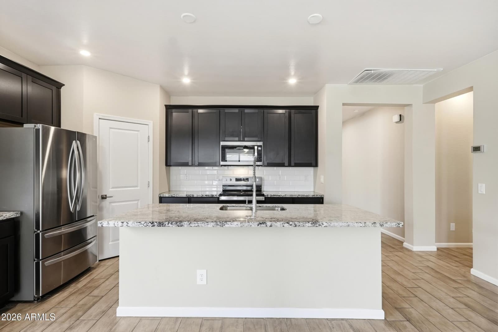 17821 W VILLA HERMOSA Lane, Surprise, AZ 85387 — photo 4 of 42