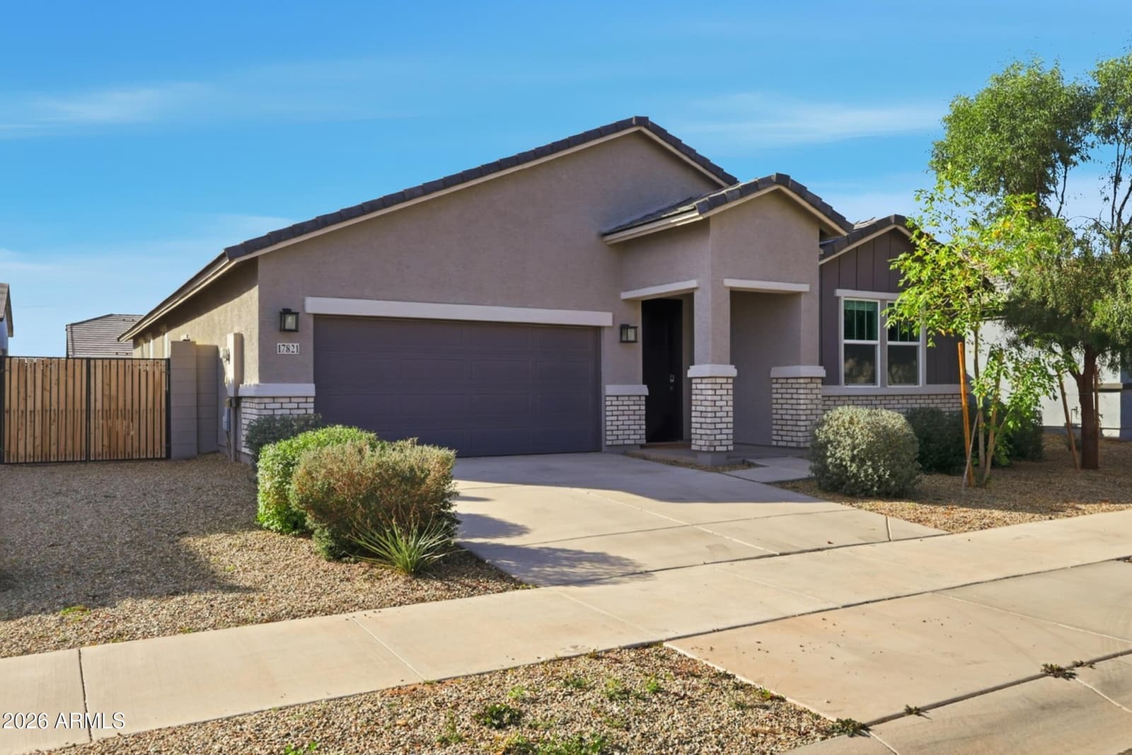 17821 W VILLA HERMOSA Lane, Surprise, AZ 85387 — photo 13 of 42