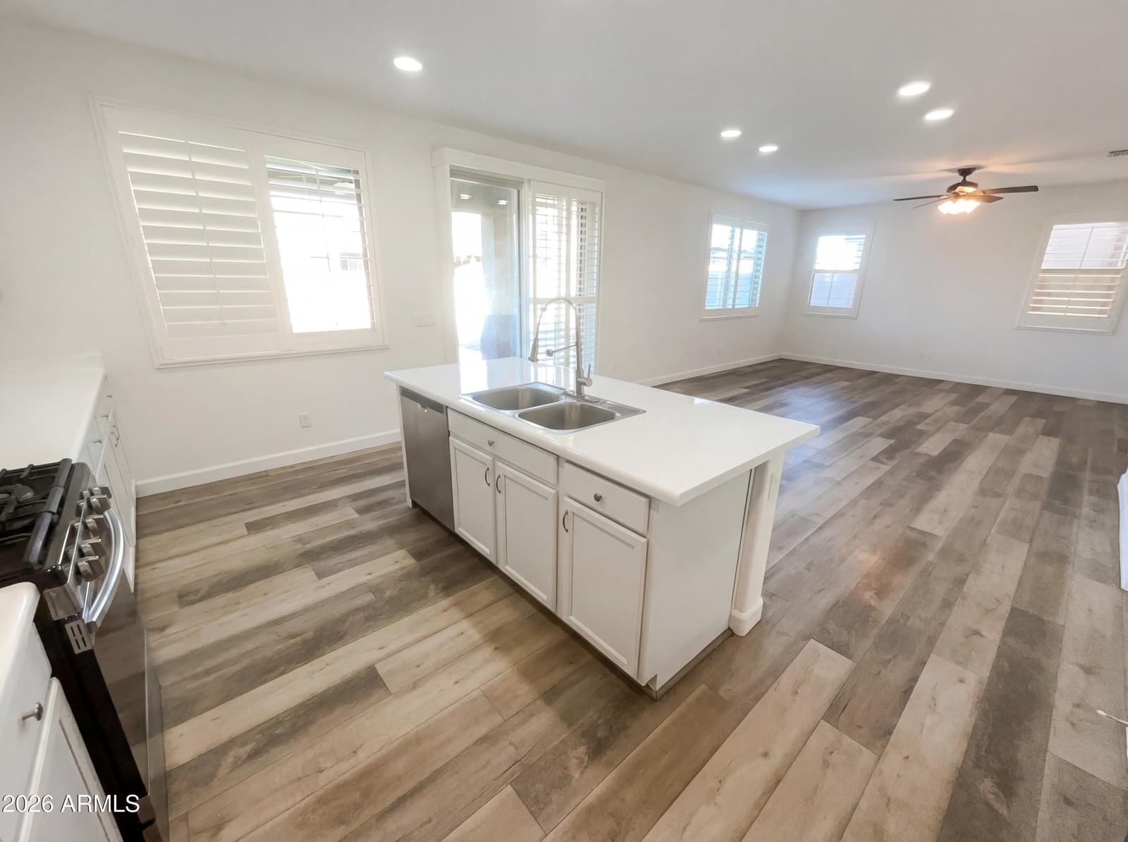 3940 E BLUE SPRUCE Lane, Gilbert, AZ 85298 — photo 17 of 38