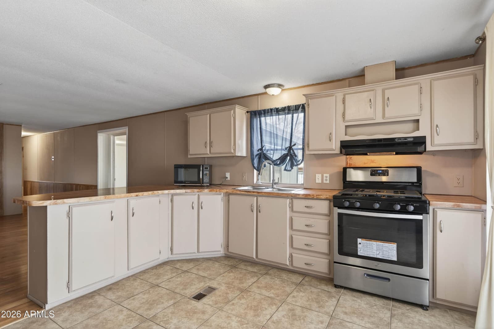 3837 S INCA DOVE Place, Sierra Vista, AZ 85650 — photo 18 of 35