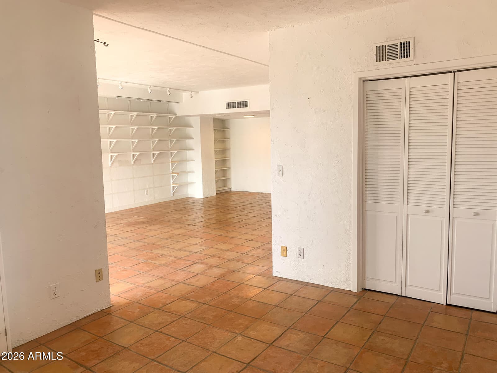 805 N 4th Avenue N 902, Phoenix, AZ 85003 — photo 18 of 34