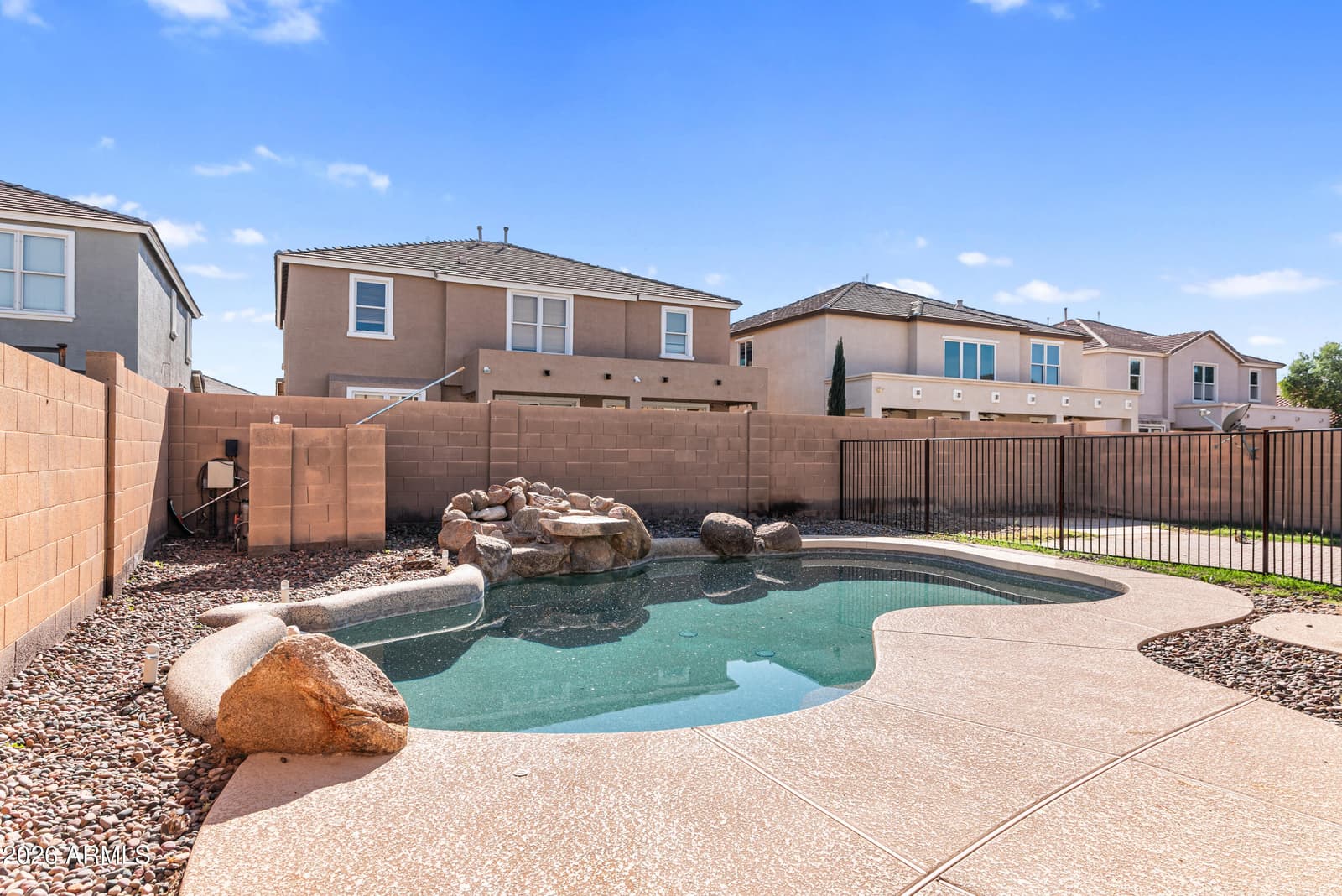4027 W SAINT CHARLES Avenue, Phoenix, AZ 85041 — photo 31 of 42