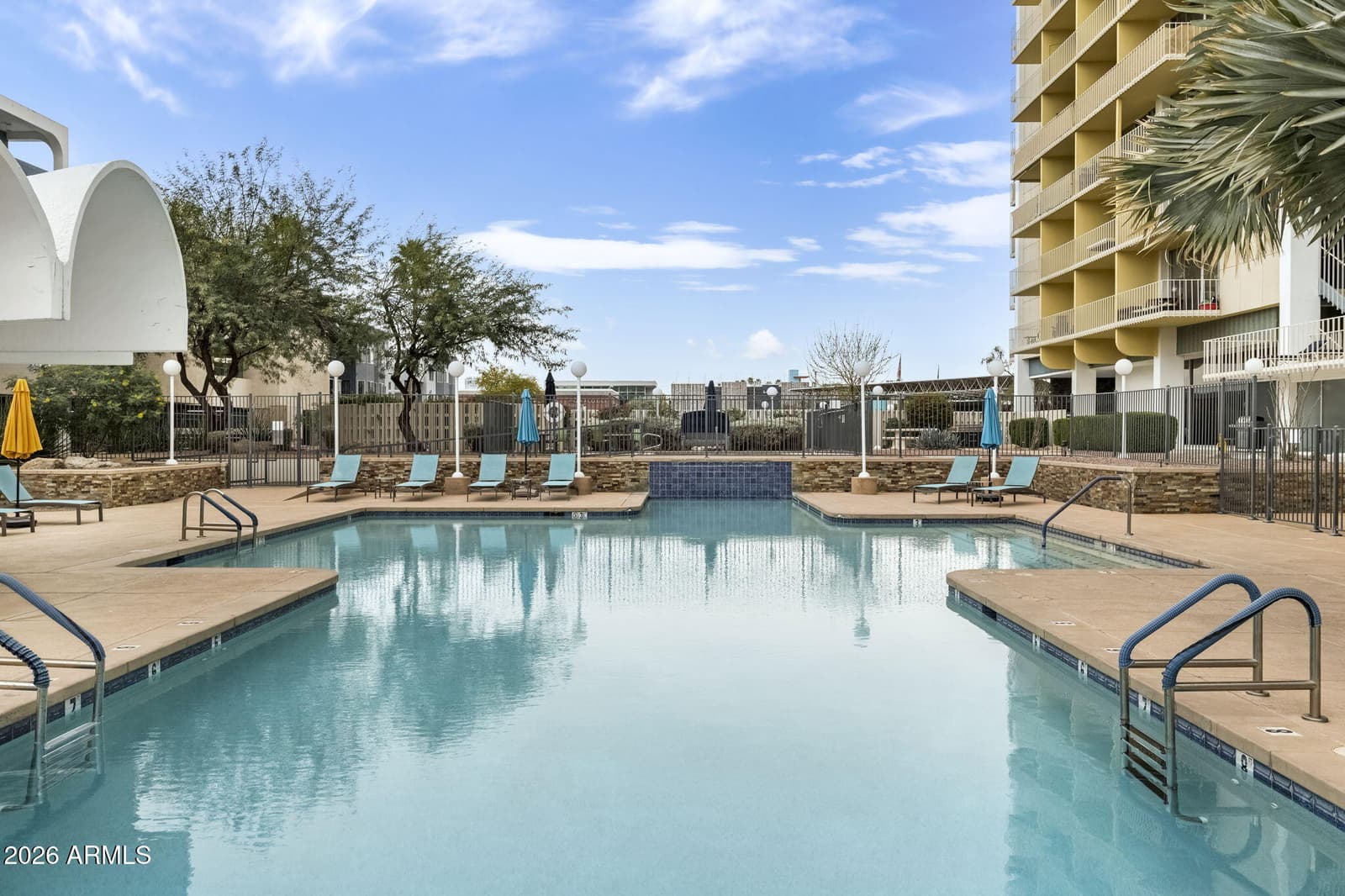 207 W CLARENDON Avenue 3H, Phoenix, AZ 85013 — photo 13 of 30