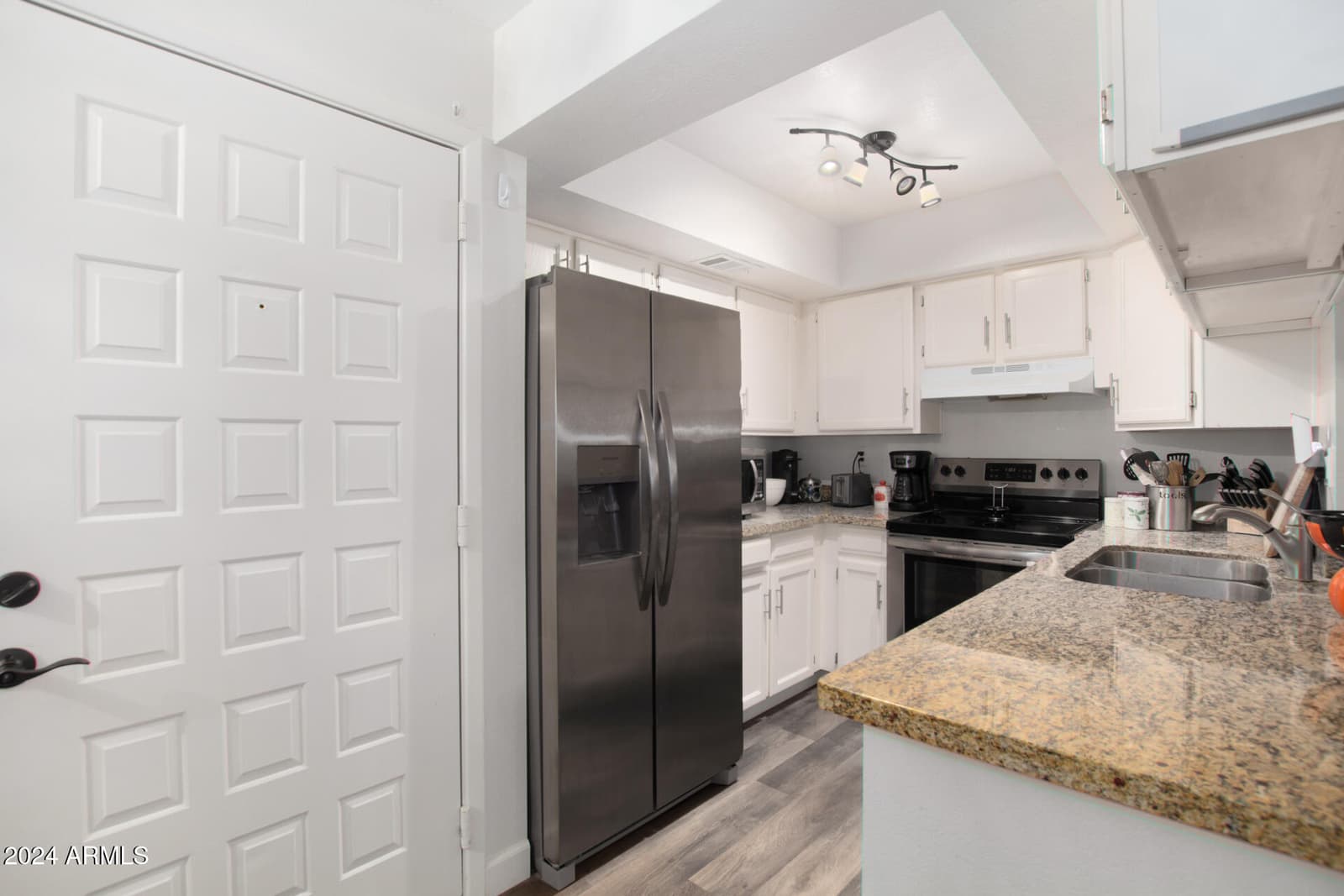 540 N MAY Street 2081, Mesa, AZ 85201 — photo 6 of 34