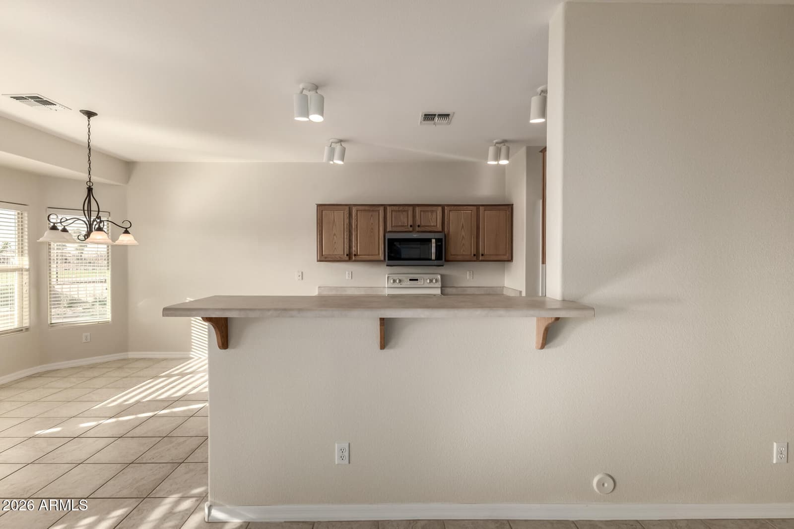 6202 S HUACHUCA Way, Chandler, AZ 85249 — photo 14 of 30