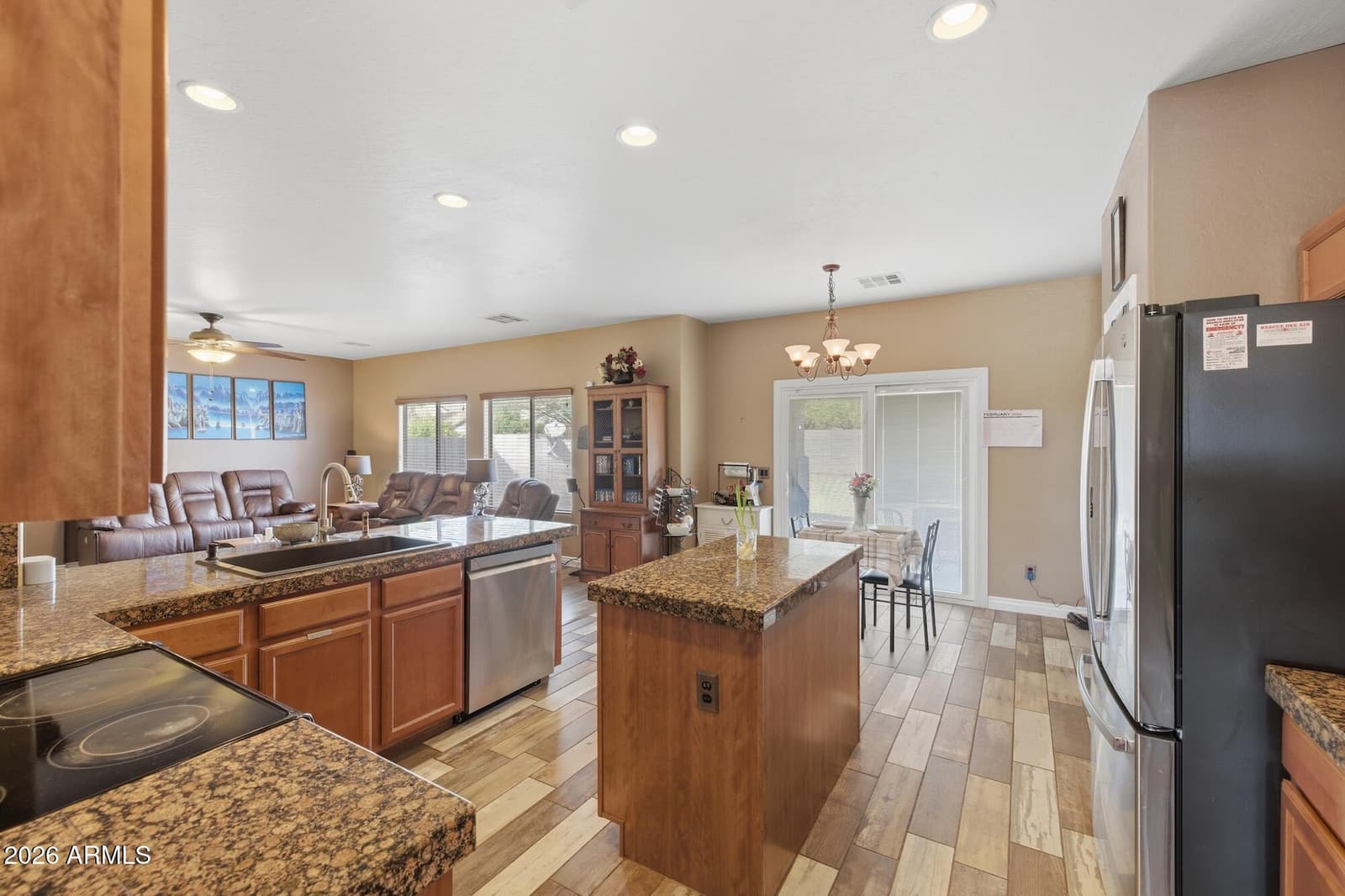 10702 E MARIGOLD Lane, Florence, AZ 85132 — photo 10 of 48