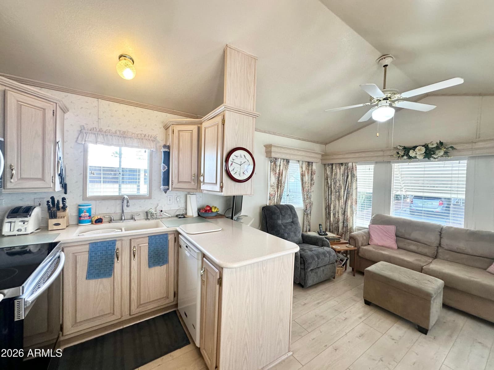 111 S GREENFIELD Road 603, Mesa, AZ 85206 — photo 11 of 61