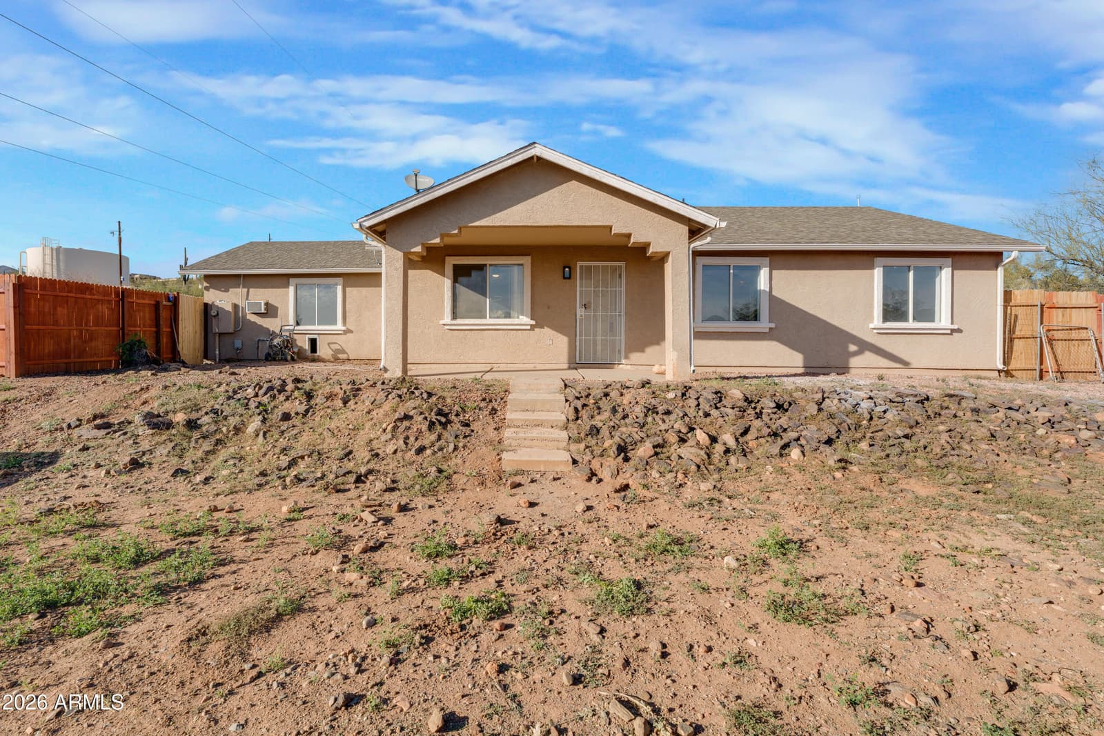 33665 S INCLINE Drive, Black Canyon City, AZ 85324 — photo 10 of 40