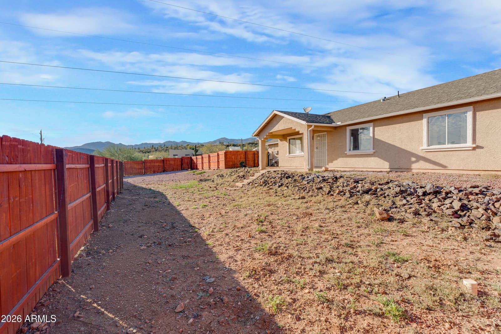 33665 S INCLINE Drive, Black Canyon City, AZ 85324 — photo 12 of 40