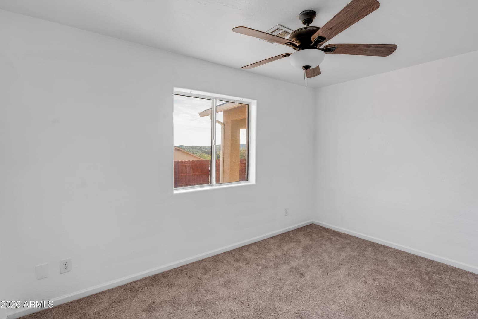 33665 S INCLINE Drive, Black Canyon City, AZ 85324 — photo 26 of 40