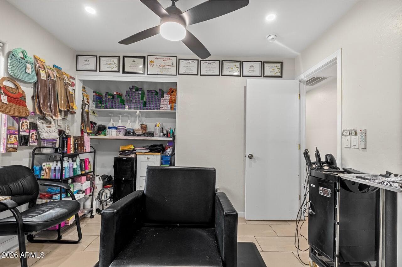 8830 N 20TH Drive, Phoenix, AZ 85021 — photo 12 of 43