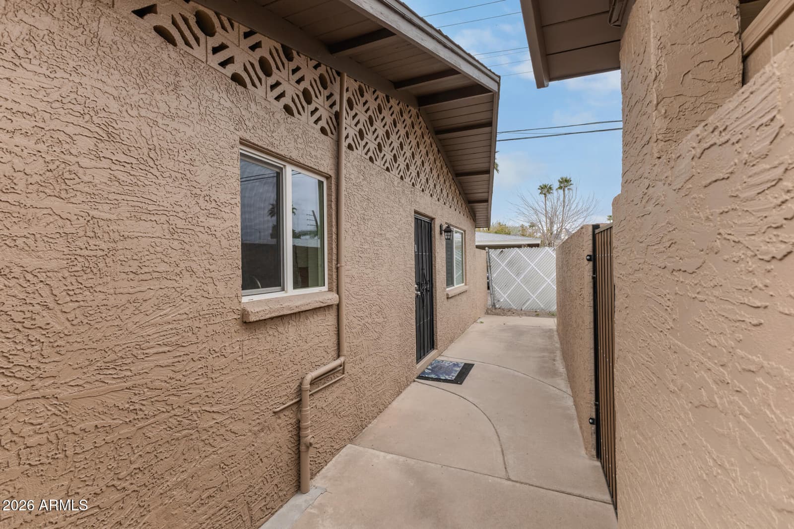 4430 N 28TH Street 8, Phoenix, AZ 85016 — photo 6 of 27
