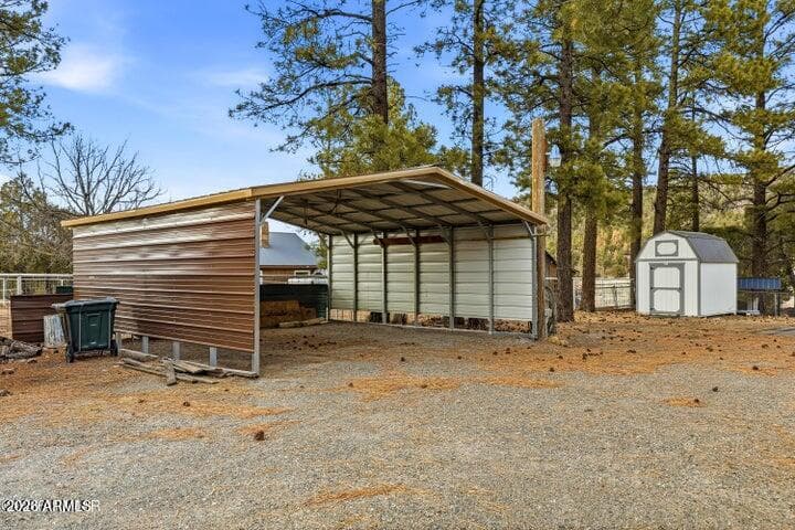 96 COUNTY ROAD 2180, Nutrioso, AZ 85932 — photo 17 of 43