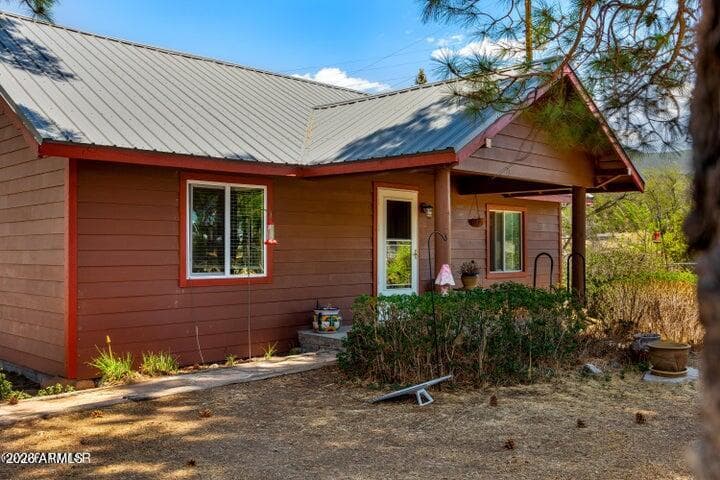 96 COUNTY ROAD 2180, Nutrioso, AZ 85932 — photo 39 of 43