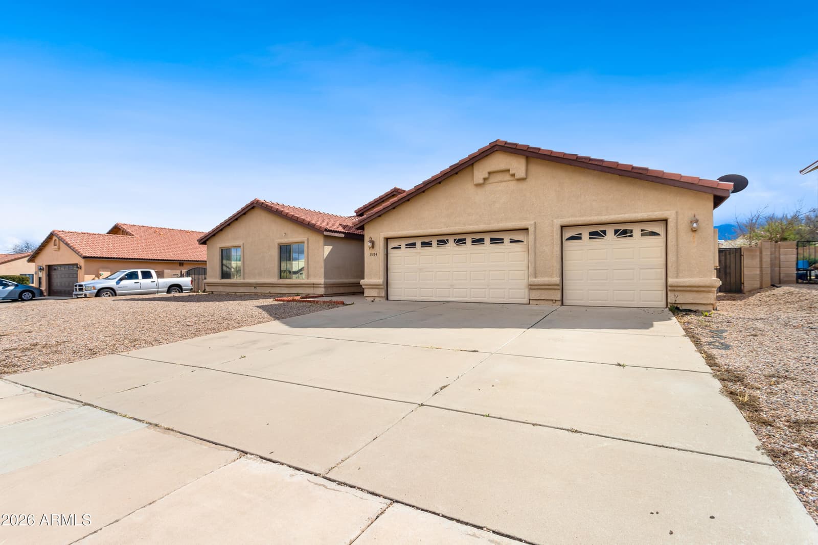 1594 Mission Viejo Drive, Sierra Vista, AZ 85635 — photo 2 of 35