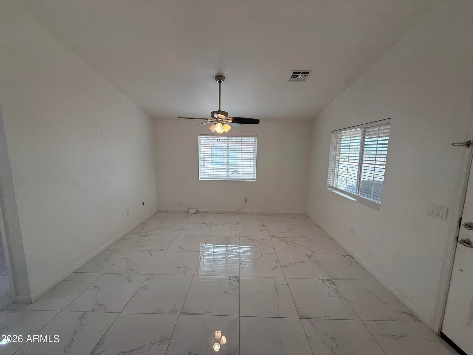 521 W 9TH Street, Casa Grande, AZ 85122 — photo 5 of 24