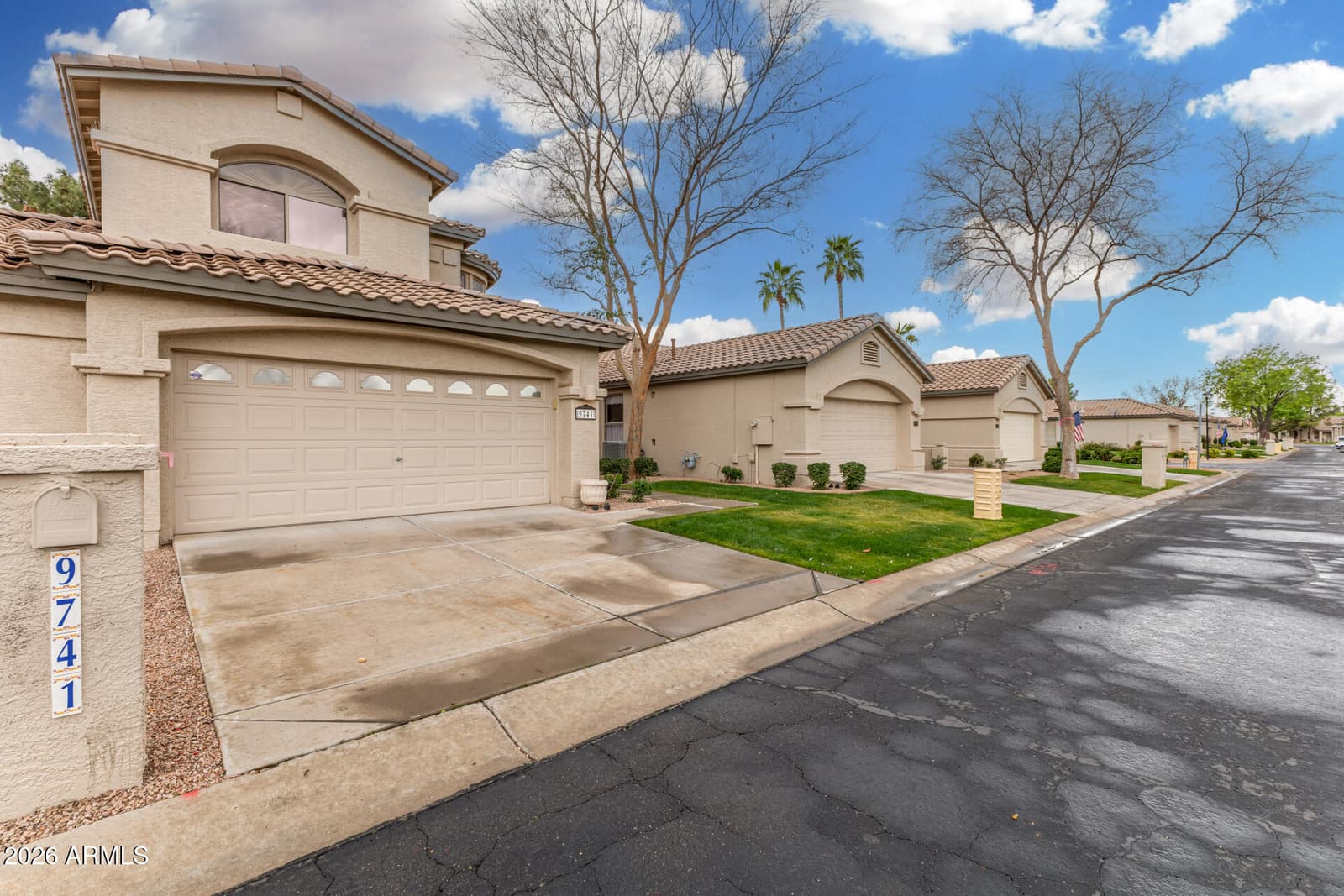 9741 E HOLIDAY Way, Sun Lakes, AZ 85248 — photo 3 of 45