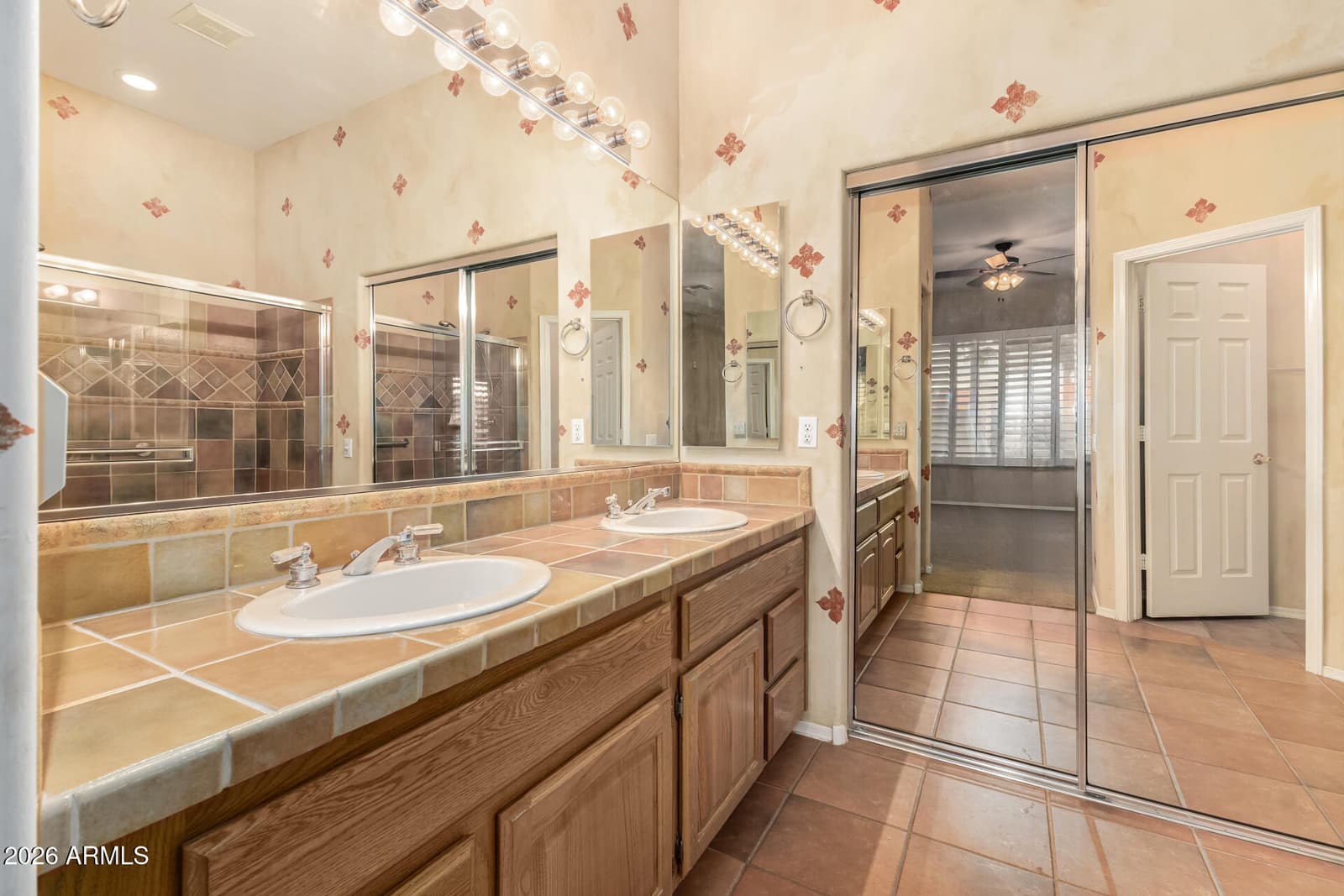 9741 E HOLIDAY Way, Sun Lakes, AZ 85248 — photo 15 of 45