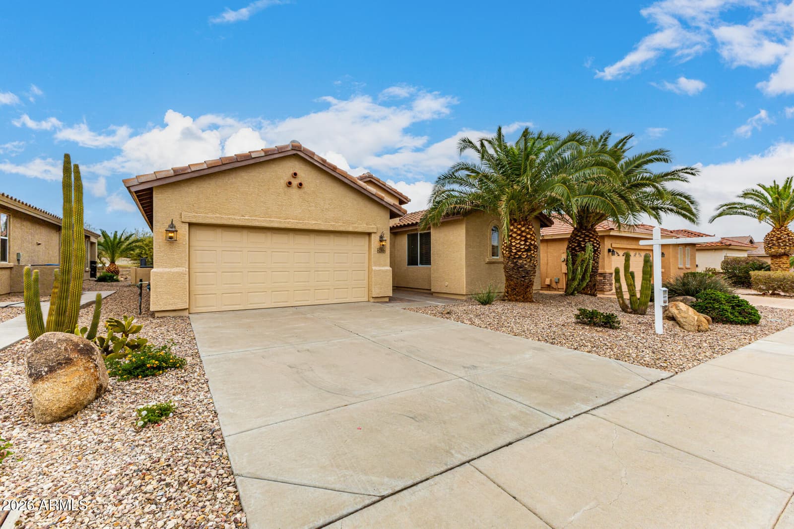22900 W TWILIGHT Trail, Buckeye, AZ 85326 — photo 7 of 56