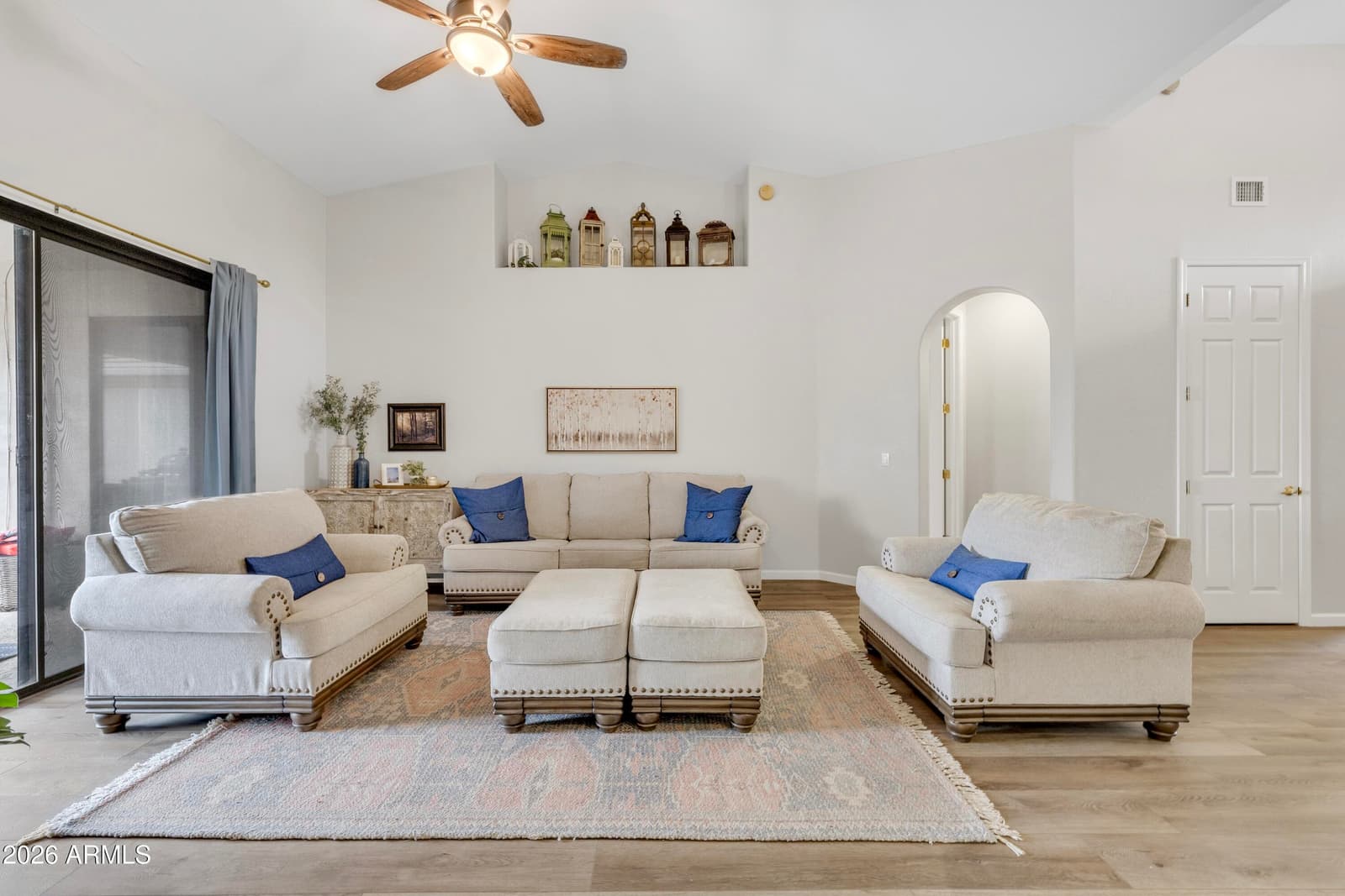 13354 W PALM Lane, Goodyear, AZ 85395 — photo 10 of 52
