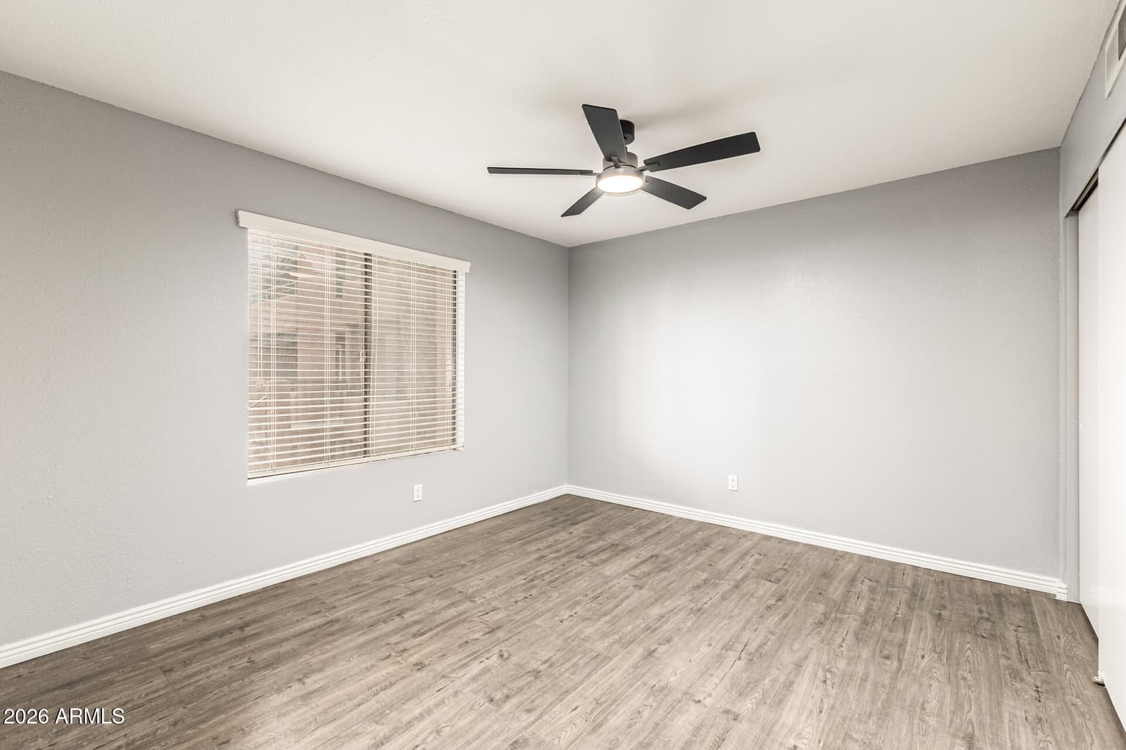 4704 E PARADISE VILLAGE Parkway N 211, Phoenix, AZ 85032 — photo 10 of 27