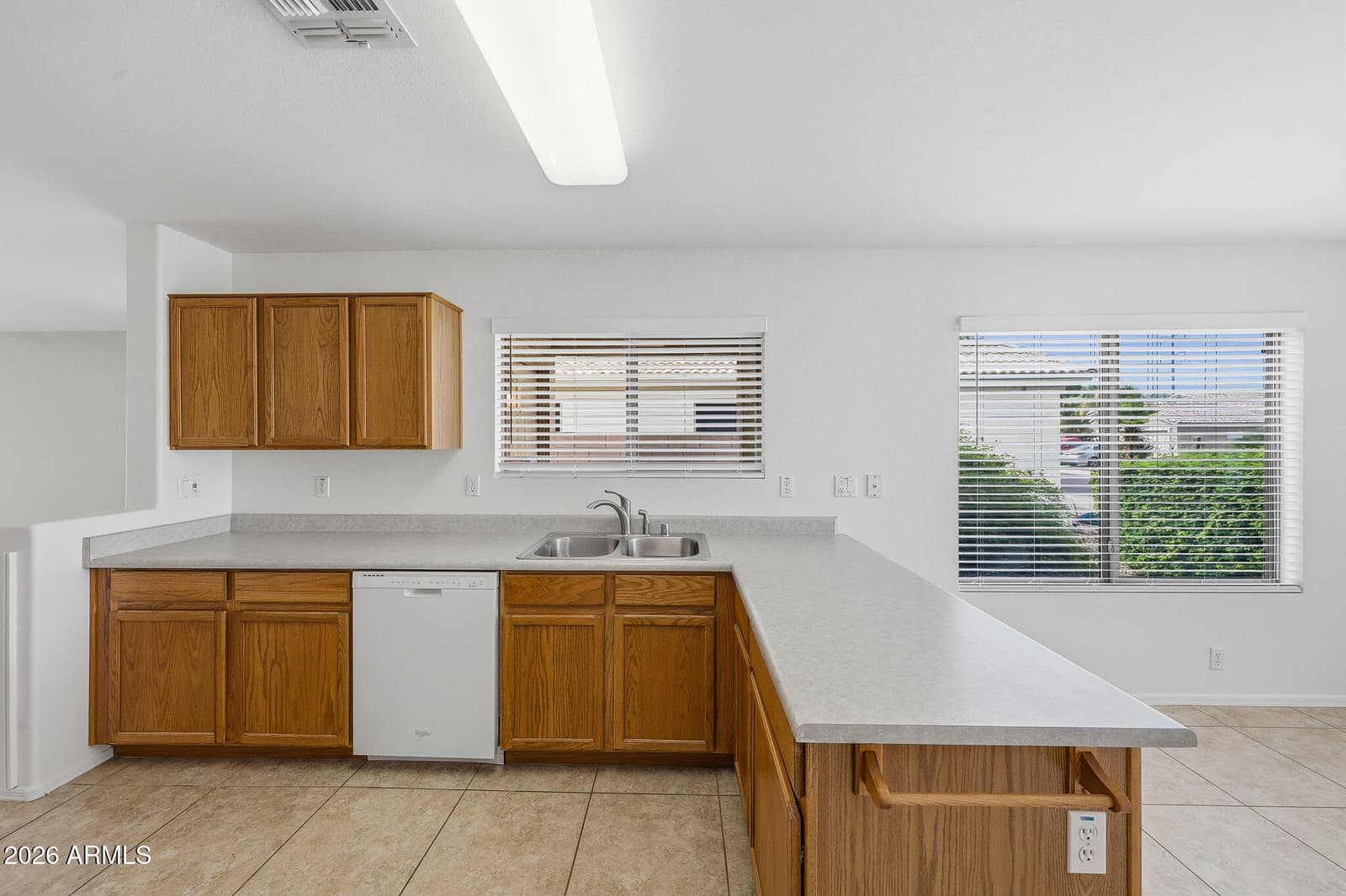 3437 W LOUISE Drive, Phoenix, AZ 85027 — photo 8 of 26