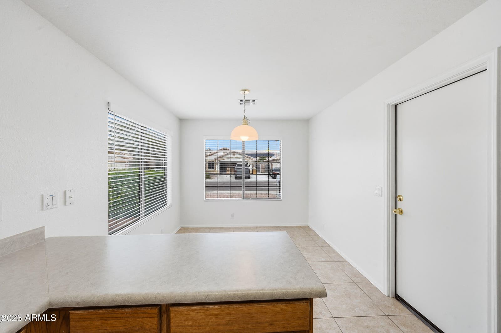 3437 W LOUISE Drive, Phoenix, AZ 85027 — photo 10 of 26