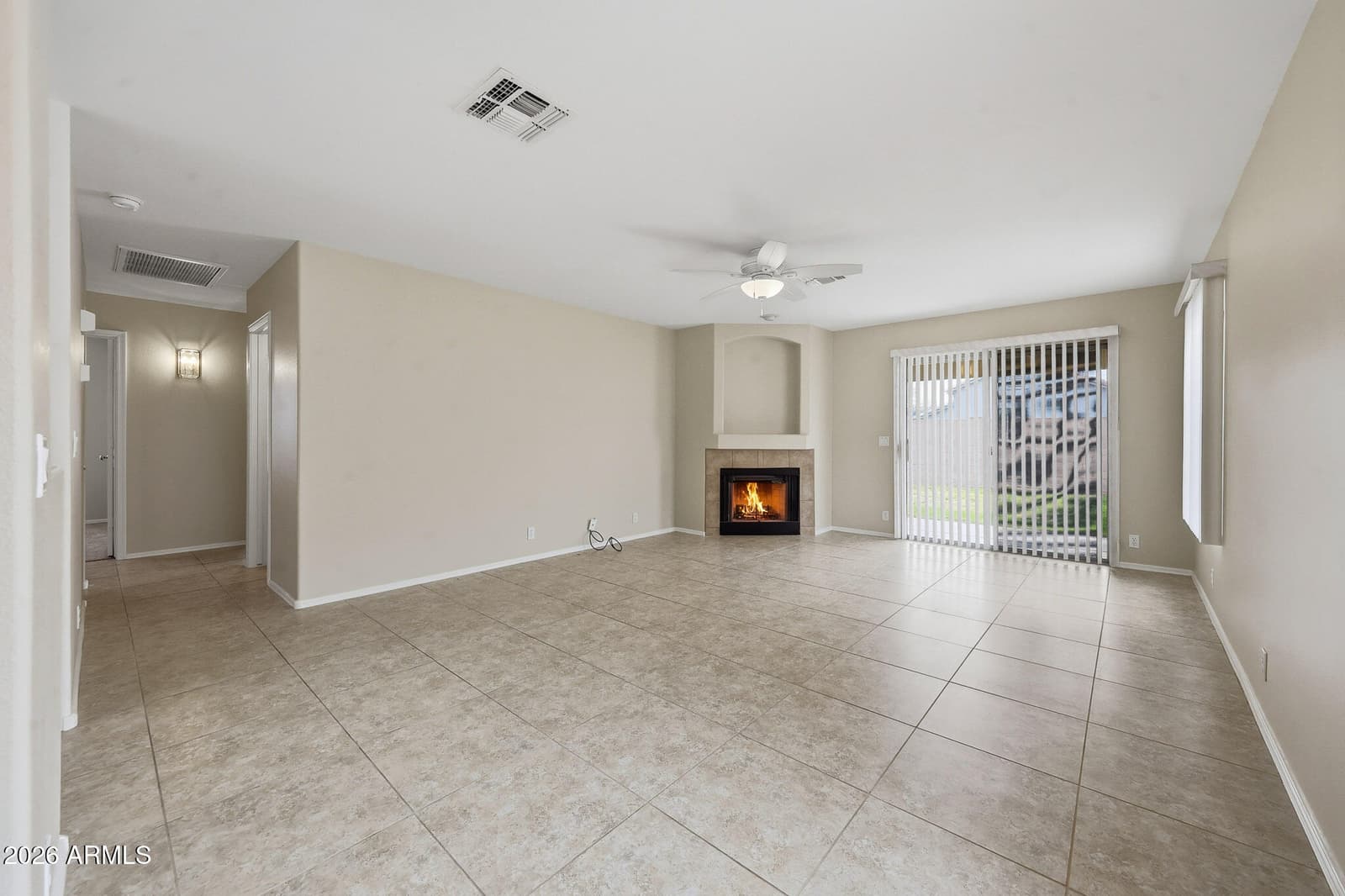 3437 W LOUISE Drive, Phoenix, AZ 85027 — photo 4 of 26