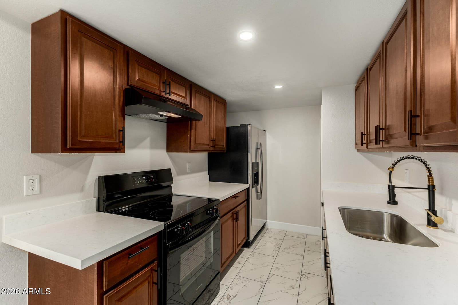 4267 N 68TH Lane, Phoenix, AZ 85033 — photo 9 of 25