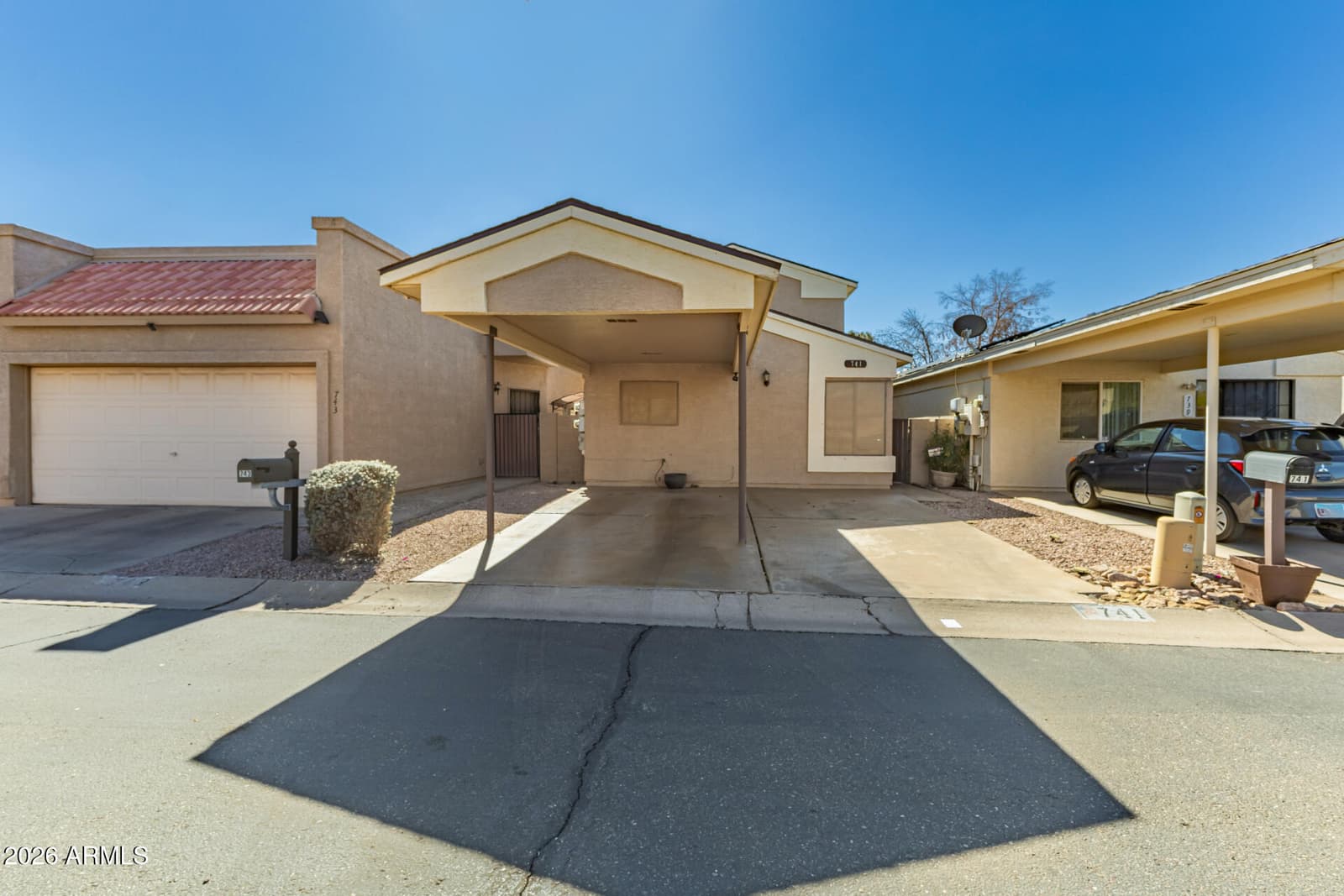 741 E PEPPER Drive, Casa Grande, AZ 85122 — photo 1 of 35