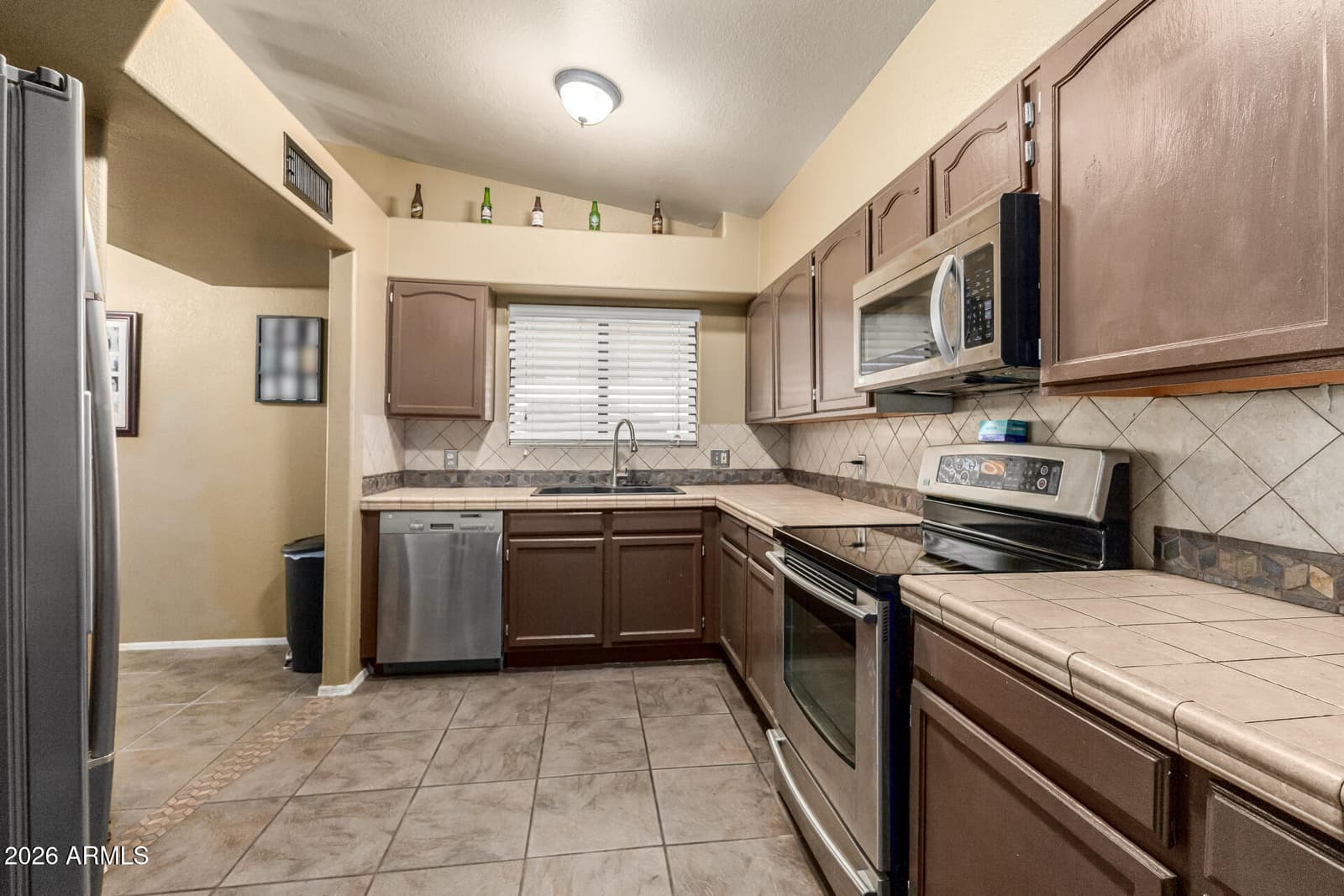 741 E PEPPER Drive, Casa Grande, AZ 85122 — photo 12 of 35