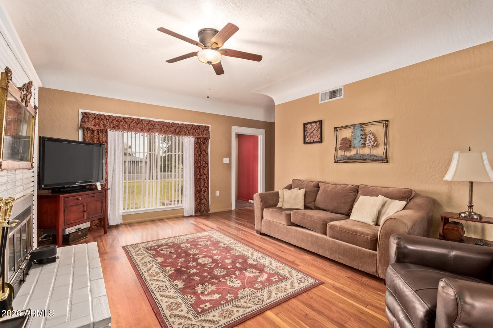 7604 N 59TH Avenue, Glendale, AZ 85301 — photo 2 of 22