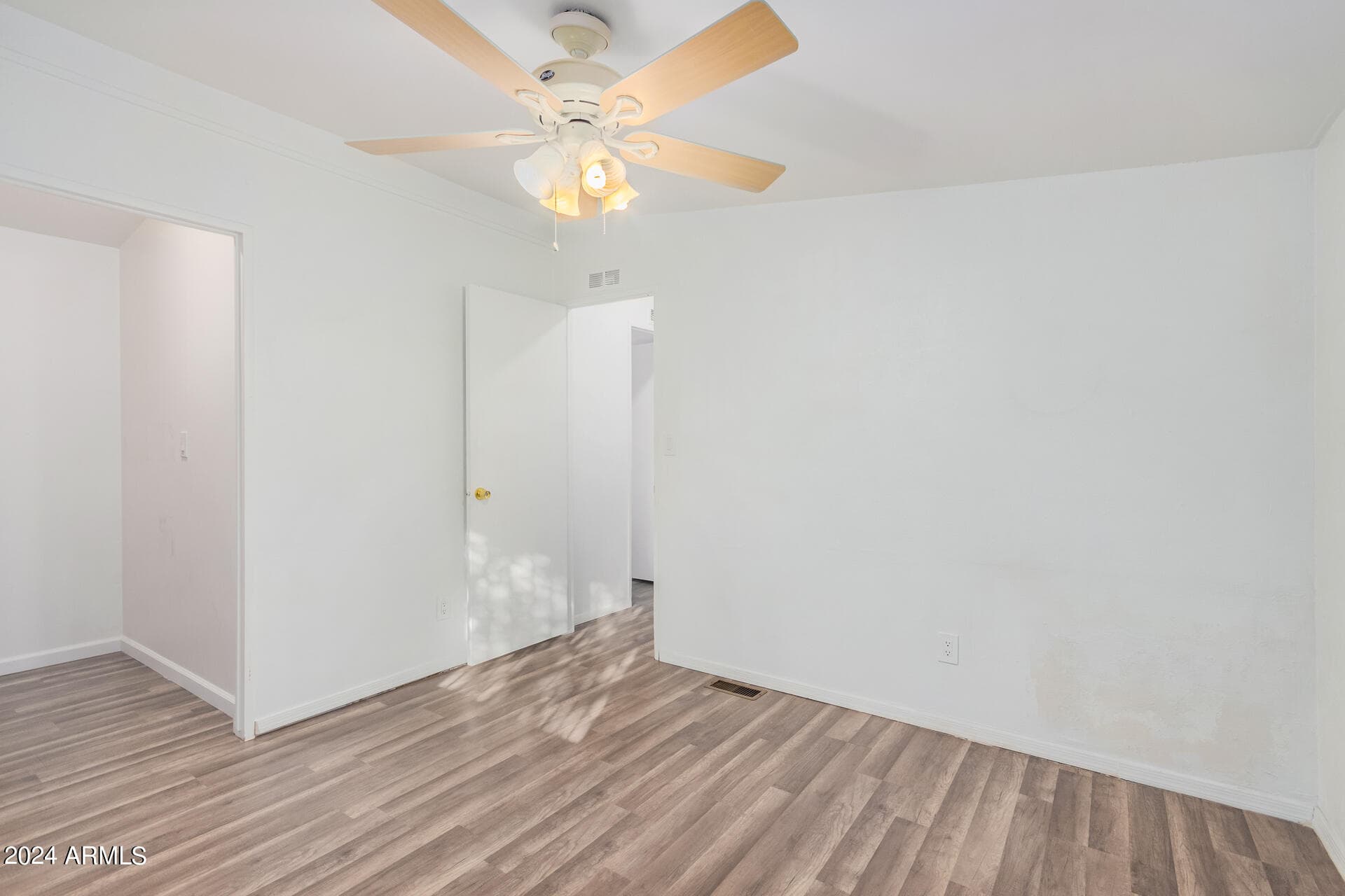 2650 W UNION HILLS Drive 54, Phoenix, AZ 85027 — photo 26 of 32