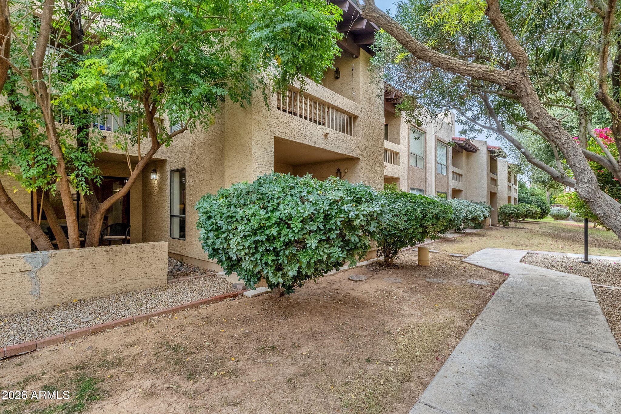 8651 E ROYAL PALM Road 127, Scottsdale, AZ 85258 — photo 26 of 37
