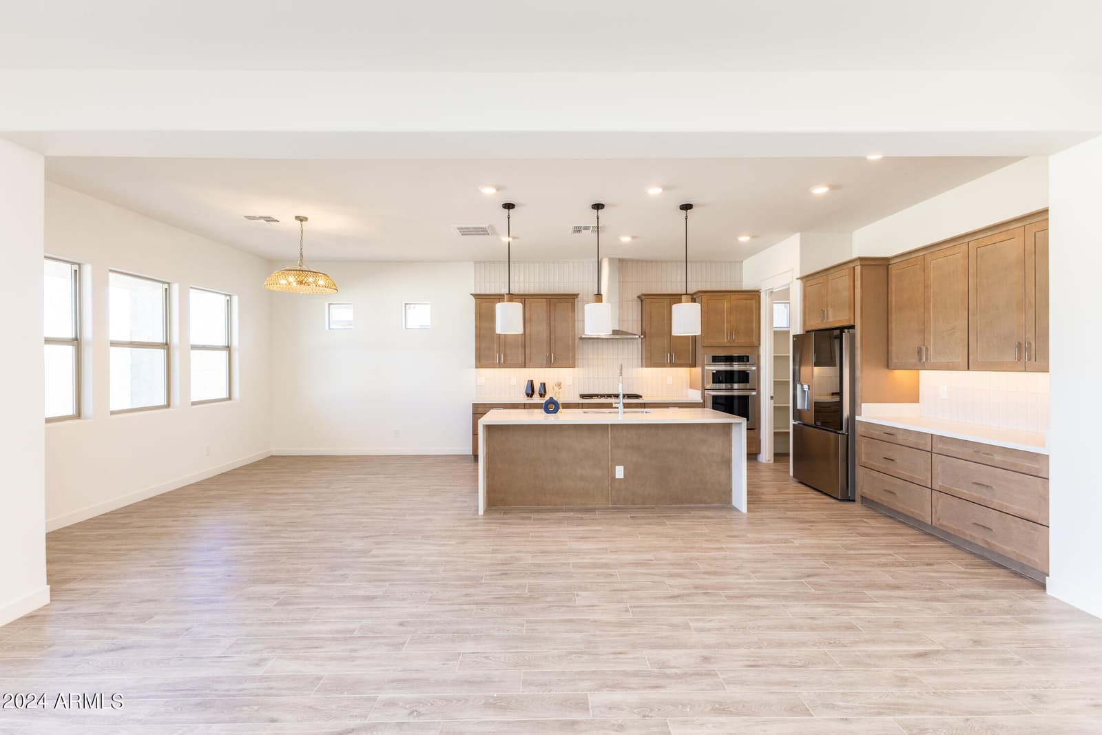 7550 W GELDING Drive, Peoria, AZ 85381 — photo 15 of 45