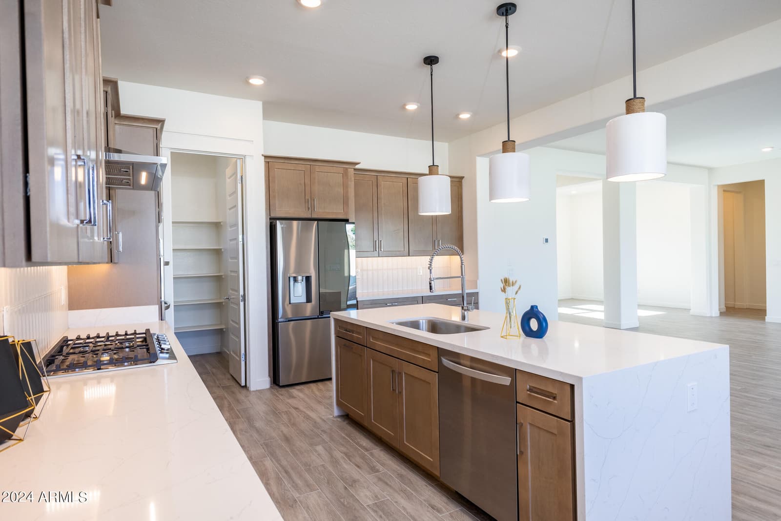 7550 W GELDING Drive, Peoria, AZ 85381 — photo 20 of 45